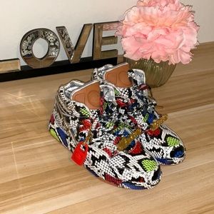 🚨🚨🚨LIMITED EDITION Reebok x Melody Eshani